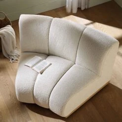 Granvia Ecru Boucle Modular Sofa, 1-Seater Curved Sofa 14 Granvia Ecru Boucle Modular Sofa, 1-Seater Curved Sofa -Daals Store BOSF 9381 BEIGE BOU CORNER scene2
