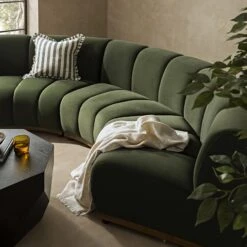 Granvia Moss Green Velvet Modular Sofa, 3-Seater Curved Sofa -Daals Store BOSF 9381 MOSS VEL CURVED 3ST scene3