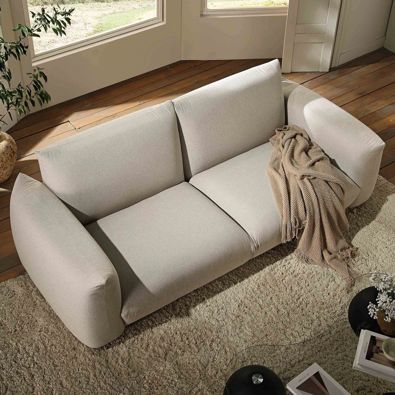 Gianni Three Seater Sofa, Beige Woven Fabric 3 Gianni Three Seater Sofa, Beige Woven Fabric - Image 3