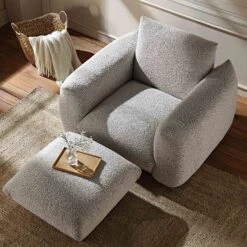 Gianni Armchair, Mist Grey Boucle 17 Gianni Armchair, Mist Grey Boucle -Daals Store BOSF 9678 GREY BOU 1ST group scene1