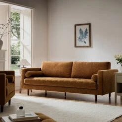 Henrietta Large 3-Seater Sofa, Spiced Honey Chenille -Daals Store BOSF 9680 FENN CHEN 3ST scene2