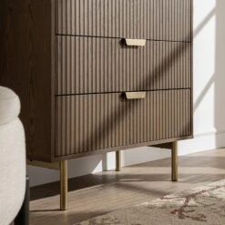 Richmond Ridged Chest Of 5 Drawers, Dark Ash -Daals Store BSD 121 DARKWOOD scene5