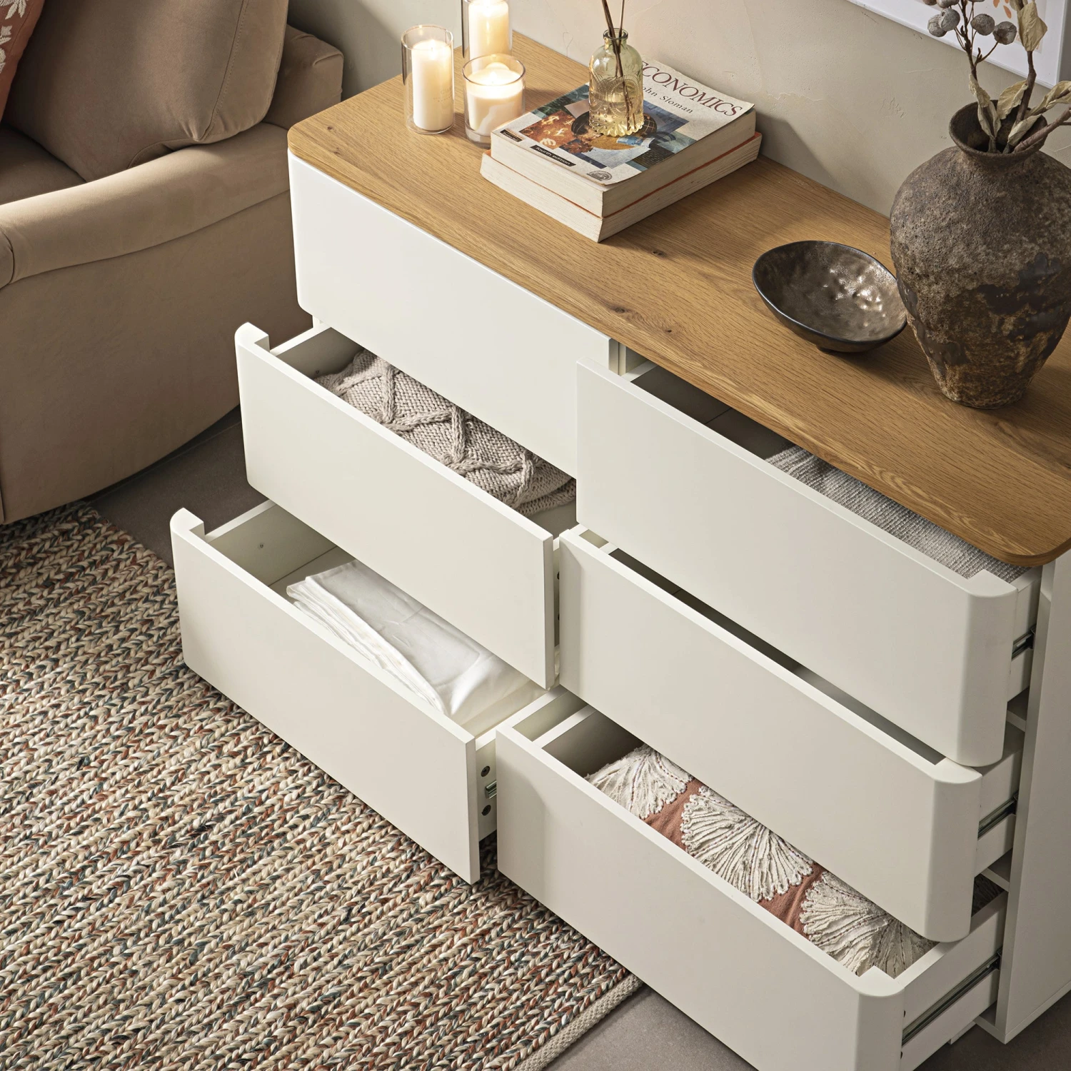 Agnes Curved Edge Chest Of 6 Drawers, Off White With Oak Top 4 Agnes Curved Edge Chest Of 6 Drawers, Off White With Oak Top - Image 4