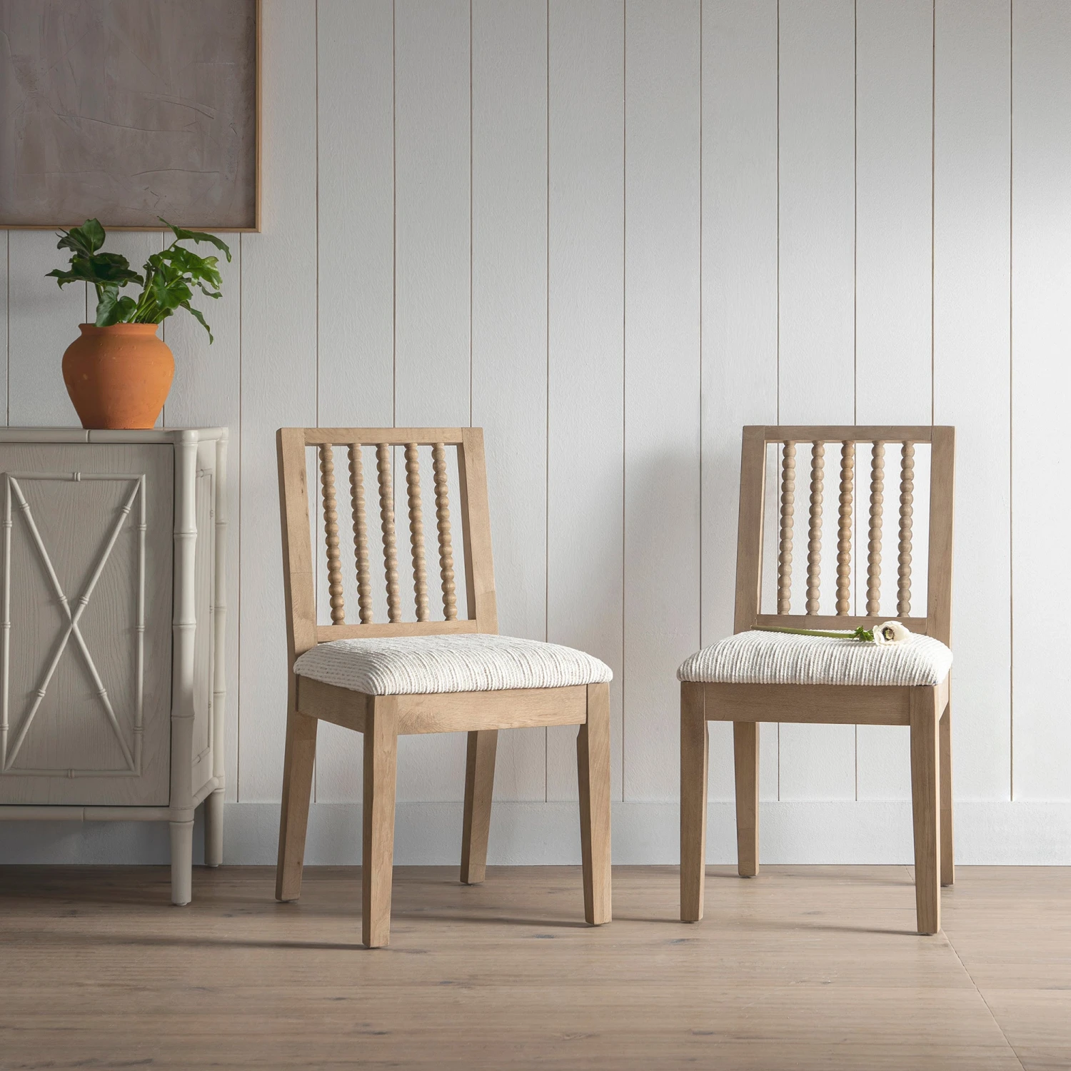 Hemingford Set Of 2 Beige Textured Fabric Bobbin Spindle Washed Oak Dining Chairs 2 Hemingford Set Of 2 Beige Textured Fabric Bobbin Spindle Washed Oak Dining Chairs - Image 2