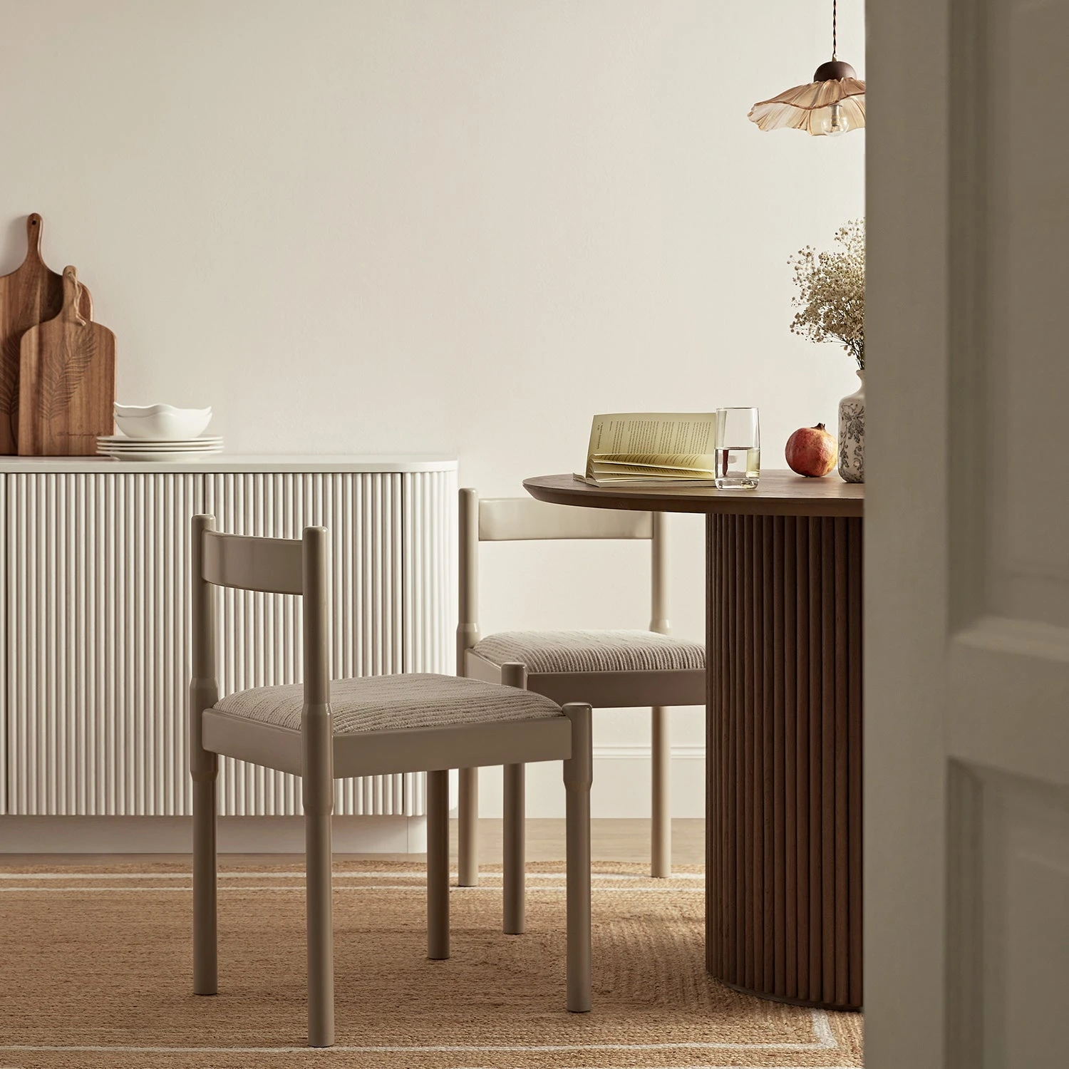 Minley 2-in-1 Dining Chair, Light Taupe High Gloss 1 Minley 2-in-1 Dining Chair, Light Taupe High Gloss