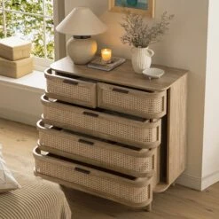 Izzy Curved Rattan Chest Of 5 Drawers, Natural 17 Izzy Curved Rattan Chest Of 5 Drawers, Natural -Daals Store FT COD 06 NAT scene3