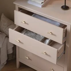 Oakham Chest Of 4 Drawers, Nude Pink 16 Oakham Chest Of 4 Drawers, Nude Pink -Daals Store FT COD 07 NUDE scene3