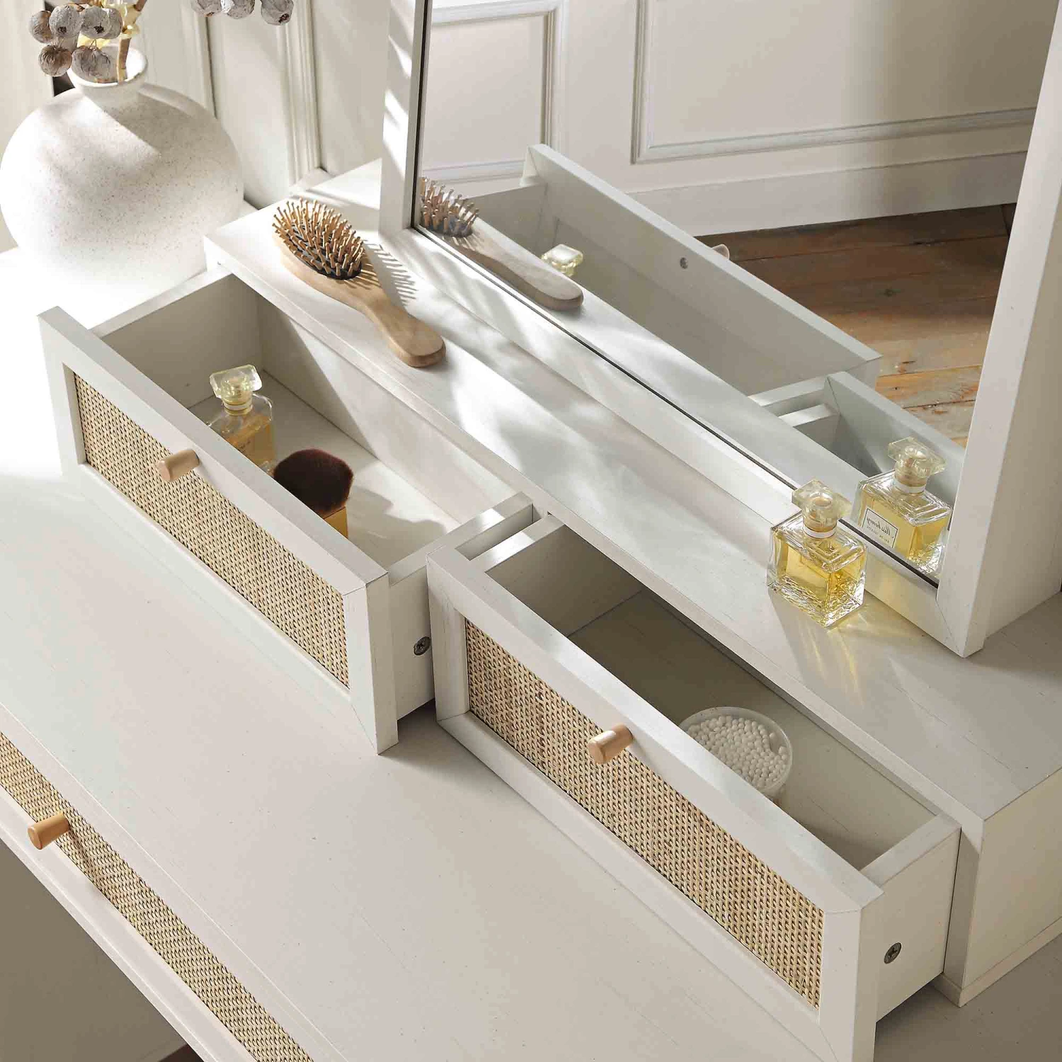 Frances Woven Rattan Vanity Mirror, White 3 Frances Woven Rattan Vanity Mirror, White - Image 3