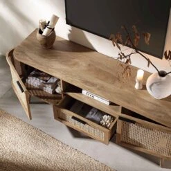 Izzy Curved Rattan 150cm TV Unit, Natural 18 Izzy Curved Rattan 150cm TV Unit, Natural -Daals Store FT TV 03 NAT scene2