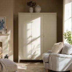 Oakham Triple Wardrobe, Shaded White
