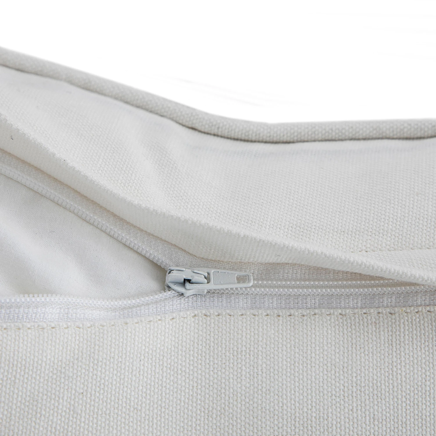 Bloomsbury Imperial Chenille Embroidered Cotton Cushion 4 Bloomsbury Imperial Chenille Embroidered Cotton Cushion - Image 4