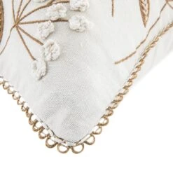 Country Collection Cow Parsley Embroidered Cotton Cushion 11 Country Collection Cow Parsley Embroidered Cotton Cushion -Daals Store HW CUSH COWPARSLEY detail3