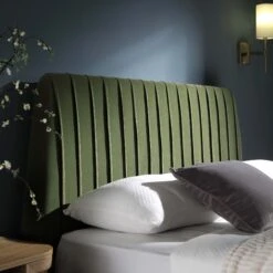 Helia Pleated Ottoman Storage Bed, Moss Green Velvet -Daals Store JAH 012 MOSS VEL scene3