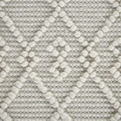 Avanti Cream Handwoven 100% Wool Bobble Rug – Geometric Textured Tassel Area Rug -Daals Store KI AVANTI RUG WH detail2