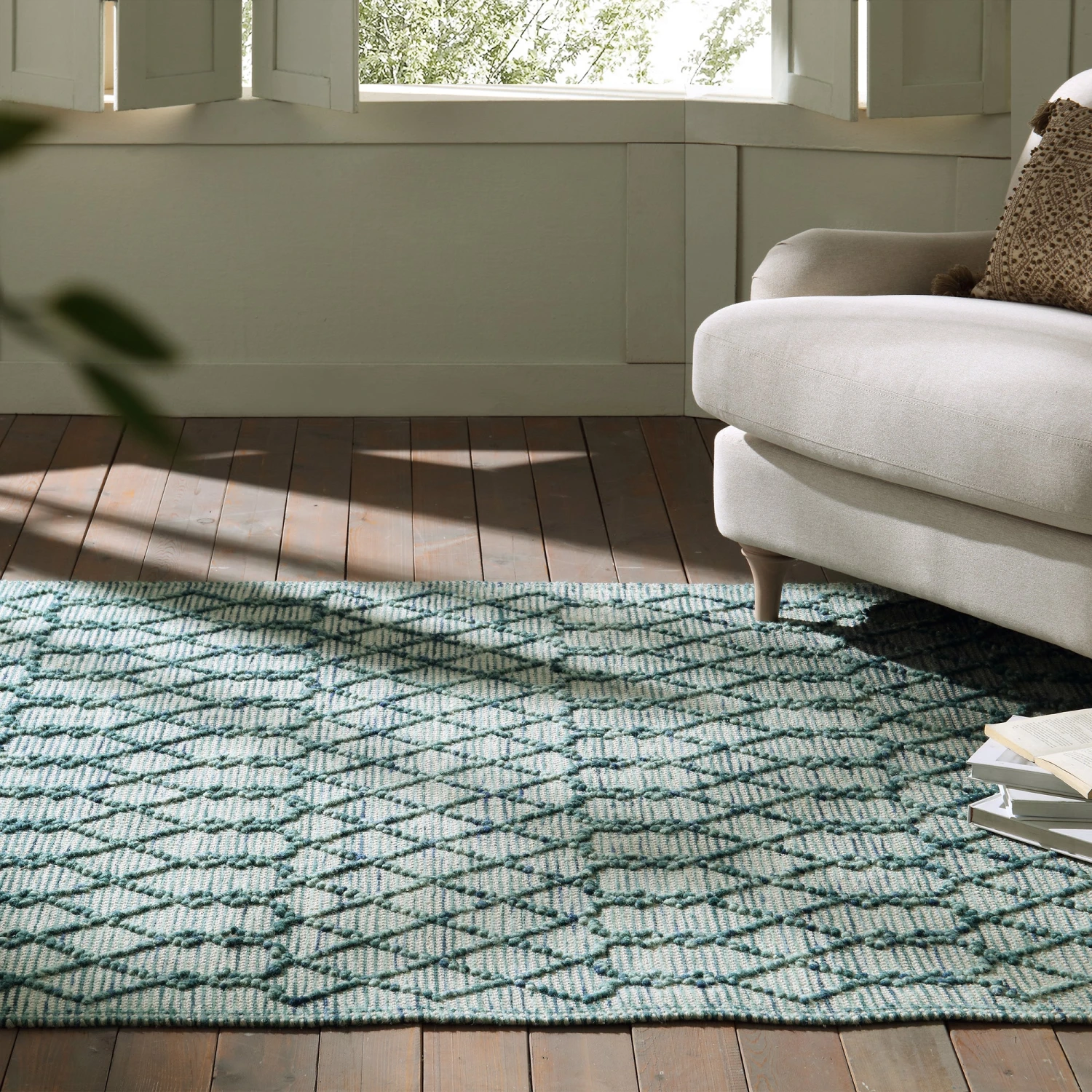 Avanti Handwoven Aquamarine Bobble Wool Rug 1 Avanti Handwoven Aquamarine Bobble Wool Rug