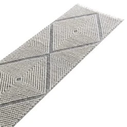 Avanti Handwoven Salt And Pepper Diamond Bobble Wool Runner 14 Avanti Handwoven Salt And Pepper Diamond Bobble Wool Runner -Daals Store KI AVANTIRUNNER DIAM detail1