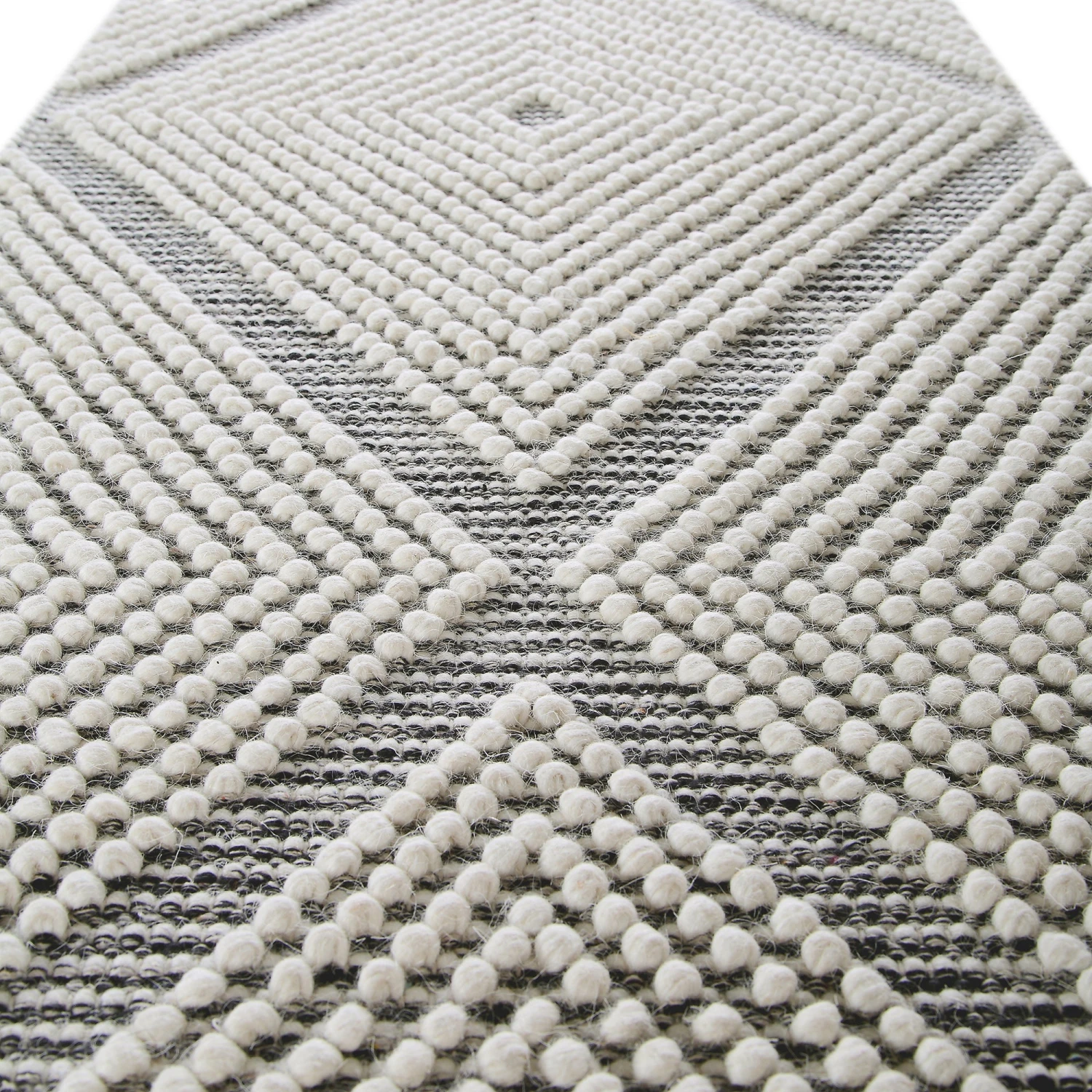 Avanti Handwoven Salt And Pepper Diamond Bobble Wool Runner 8 Avanti Handwoven Salt And Pepper Diamond Bobble Wool Runner - Image 8
