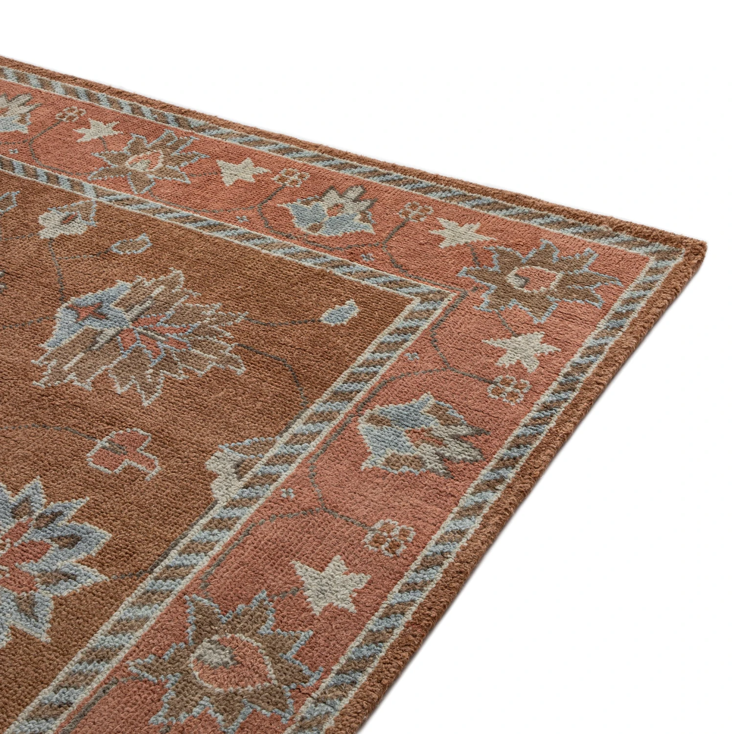 Premium Hand-Knotted Heritage Collection Florentine Rose New Zealand Wool Rug 5 Premium Hand-Knotted Heritage Collection Florentine Rose New Zealand Wool Rug - Image 5