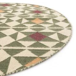 Kamala Geometric Olive & Ochre Round Wool Rug β Handwoven Flat-Weave Artisan Design 10 Kamala Geometric Olive & Ochre Round Wool Rug β Handwoven Flat-Weave Artisan Design -Daals Store KI KAMALA RUG ROUND detail3