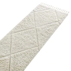 Lexi Cream Neutral Geometric Diamond – Hand Tufted New Zealand Wool 3D Runner Rug -Daals Store KI LEXI RUNNER detail1