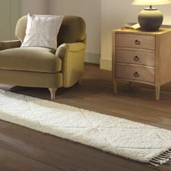 Lexi Cream Neutral Geometric Diamond – Hand Tufted New Zealand Wool 3D Runner Rug