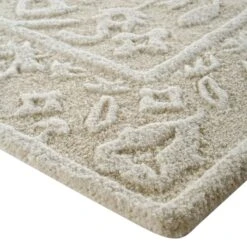 Lourdes Hand Tufted And Textured Cream Wool Rug -Daals Store KI LOURDES RUG detail3