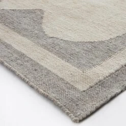 Matilda Cream with Grey Scallop Border - Handwoven Indoor Outdoor Flatweave Rug -Daals Store KI MATILDA RUG GREY PET detail2