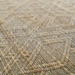 Cambria Wool And Jute Handwoven Patterned Round Rug 14 Cambria Wool And Jute Handwoven Patterned Round Rug -Daals Store KI WJUTE RUG ROUND detail3