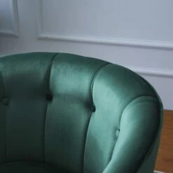 Aurelie Tub Chair In Emerald Green Velvet -Daals Store MB217GREEN scene4