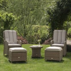 Hampshire 2-Seater Round Wicker Reclining Bistro Set With Stools, Natural