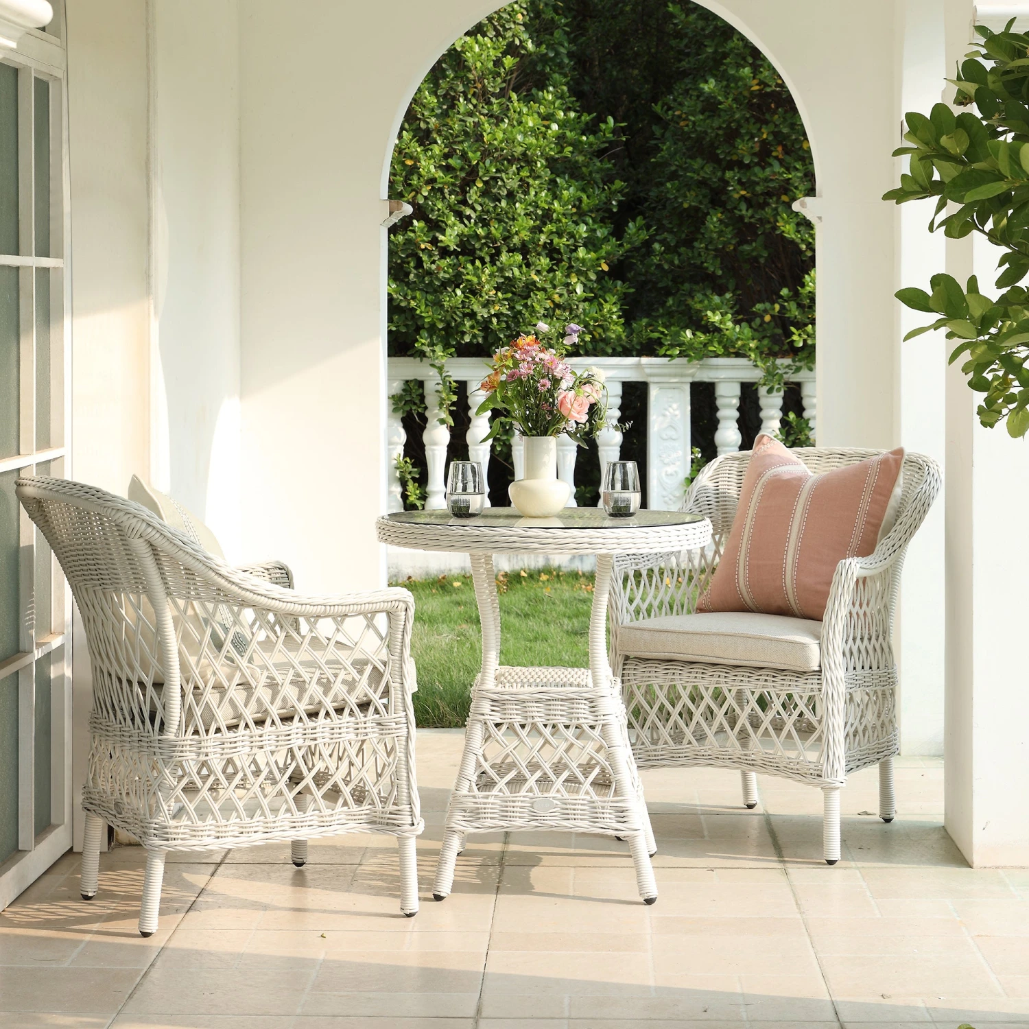 Willowbrook White Lattice Weave Rattan Bistro Set β 3-Piece Outdoor Garden Dining Set 1 Willowbrook White Lattice Weave Rattan Bistro Set β 3-Piece Outdoor Garden Dining Set