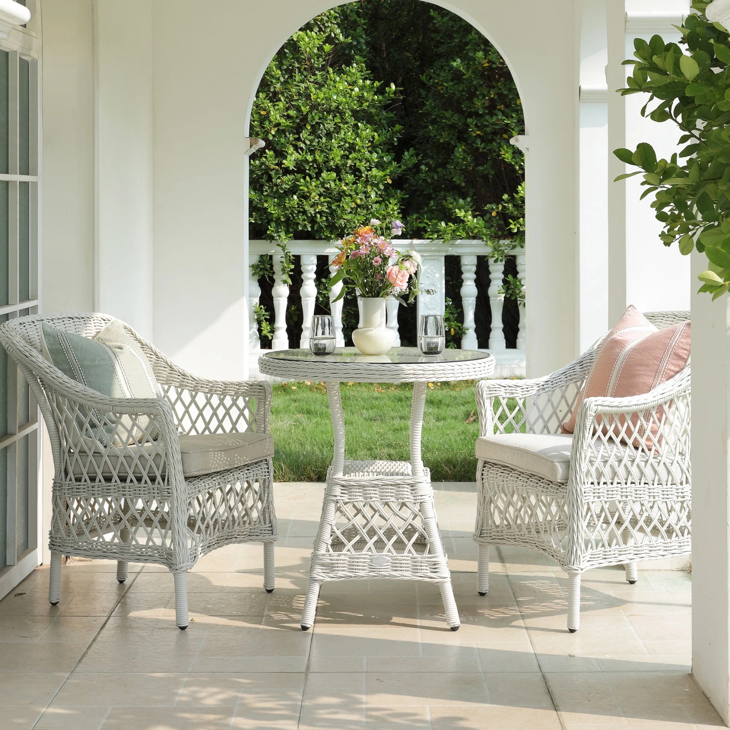 Willowbrook White Lattice Weave Rattan Bistro Set β 3-Piece Outdoor Garden Dining Set 2 Willowbrook White Lattice Weave Rattan Bistro Set β 3-Piece Outdoor Garden Dining Set - Image 2
