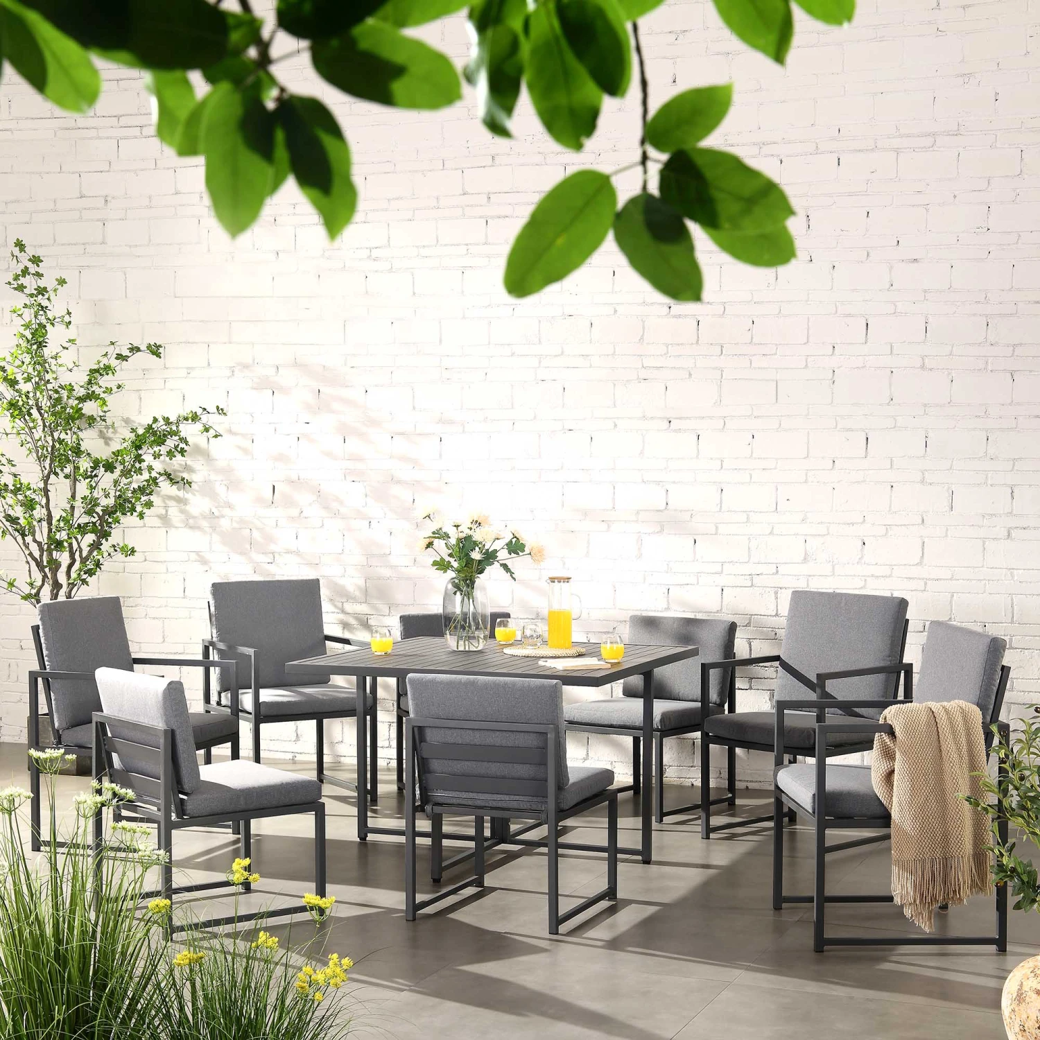 Albany 9-Piece Aluminium Outdoor Cube Dining Set in Grey - Modern 8-Seater Weatherproof Garden Furniture 2 Albany 9-Piece Aluminium Outdoor Cube Dining Set in Grey - Modern 8-Seater Weatherproof Garden Furniture - Image 2
