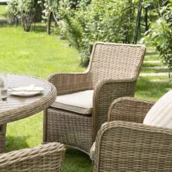 Hampshire 6-Seater Round Wicker Rattan Dining Set With Lazy Susan & Ice Bucket, Natural 21 Hampshire 6-Seater Round Wicker Rattan Dining Set With Lazy Susan & Ice Bucket, Natural -Daals Store OD DINE 135 NAT SET scene5