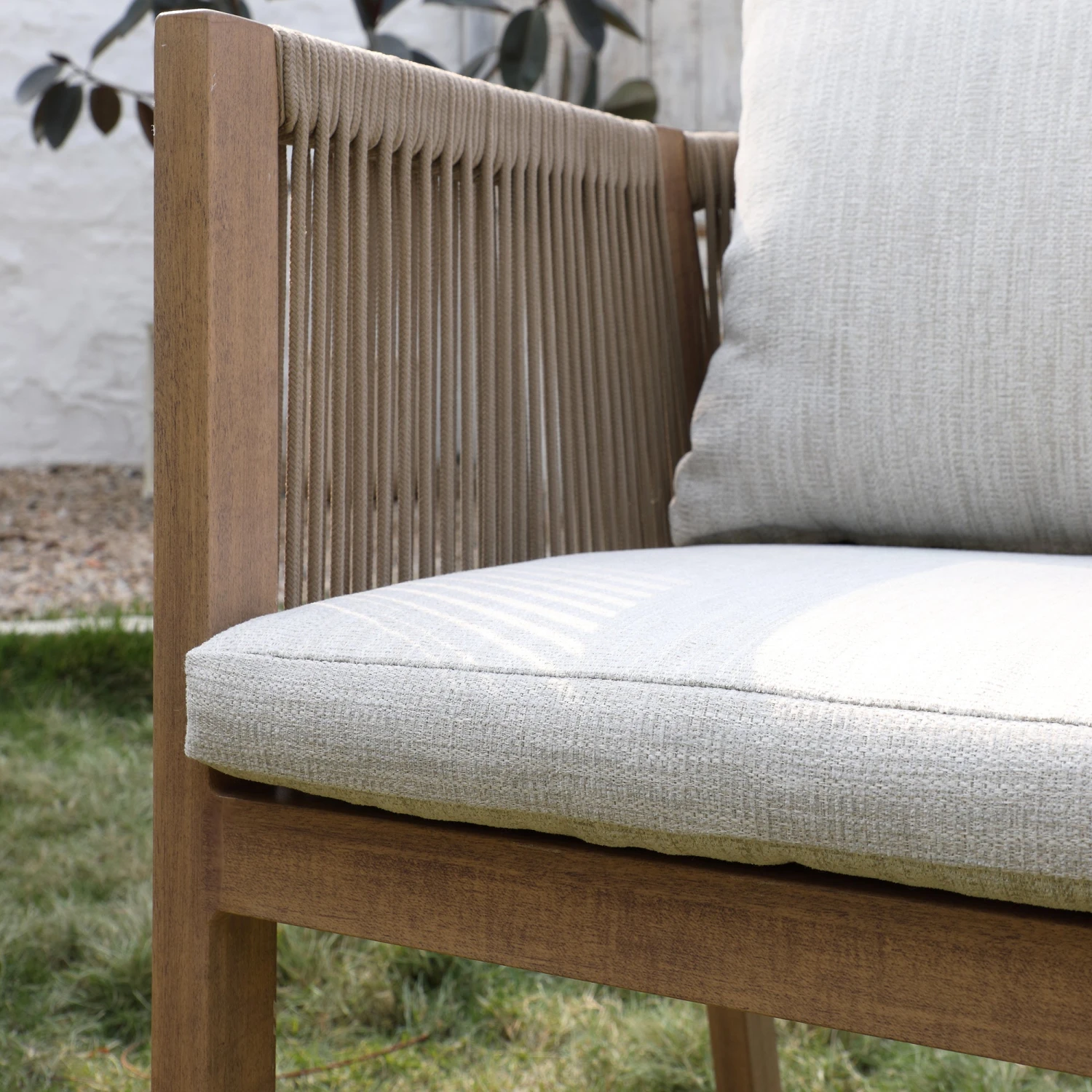 Pedra Rope And Aluminium Outdoor 6-Seater Round Dining Set, Natural 8 Pedra Rope And Aluminium Outdoor 6-Seater Round Dining Set, Natural - Image 8