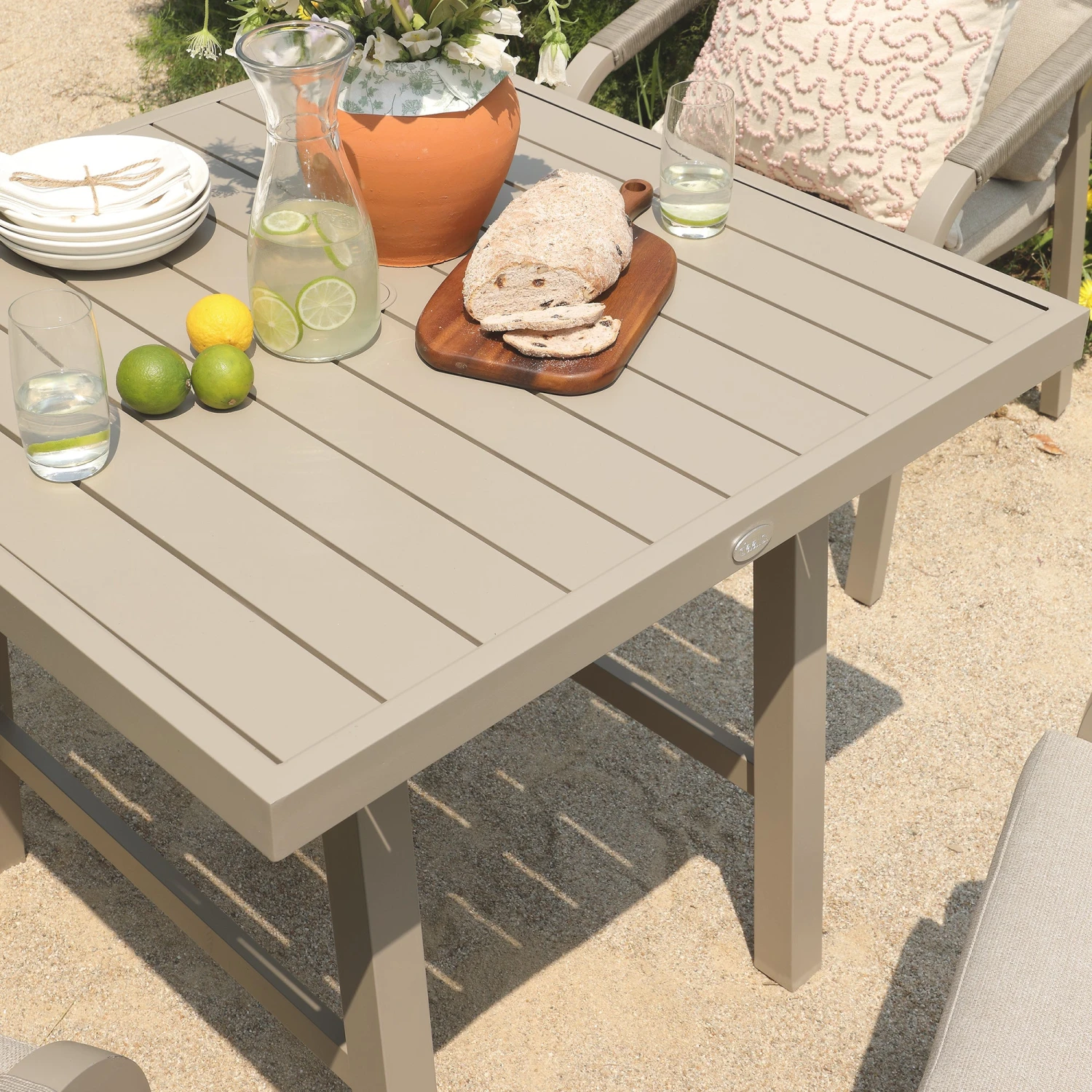 Manresa Rope 4-Seater Square Dining Set, Taupe And Beige 7 Manresa Rope 4-Seater Square Dining Set, Taupe And Beige - Image 7