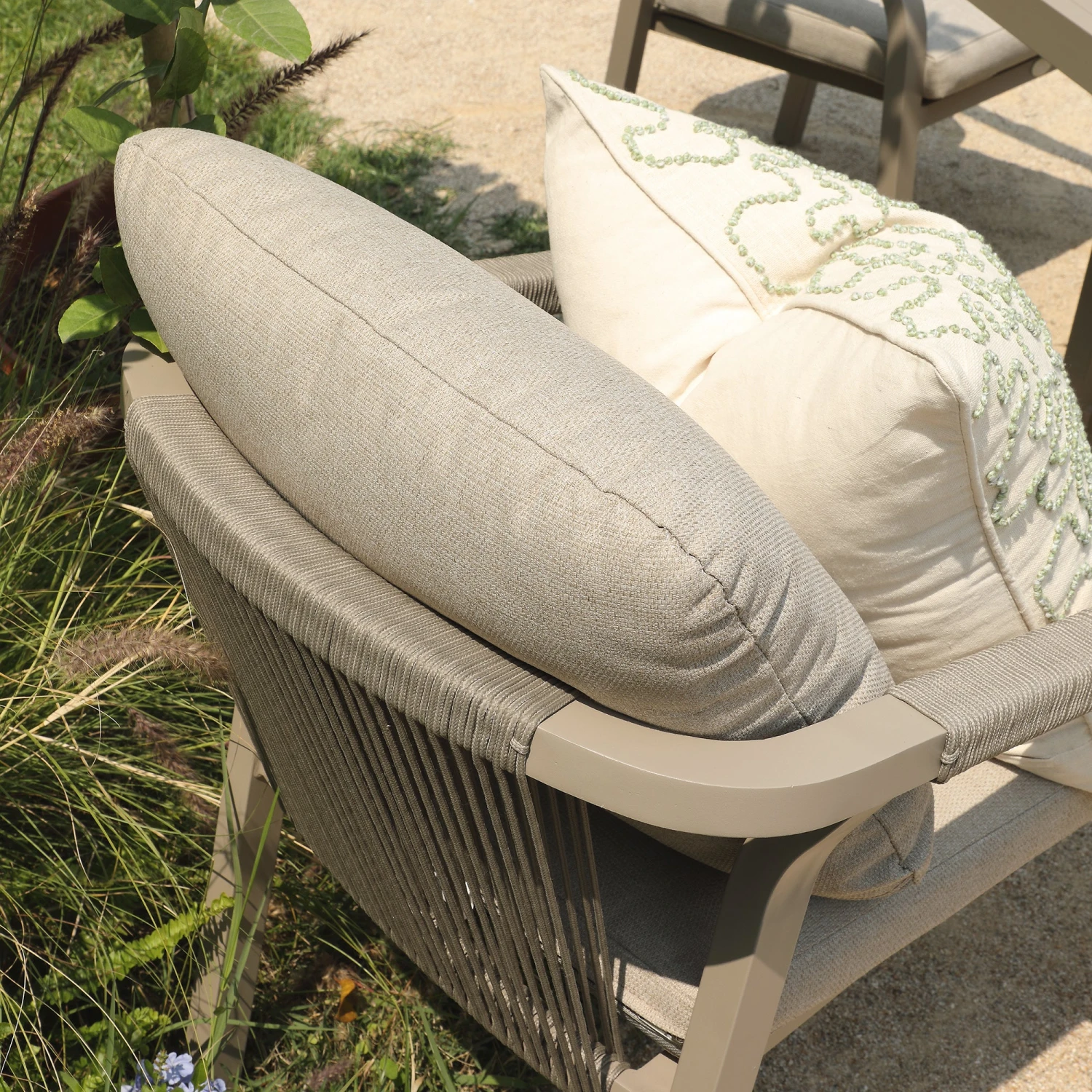 Manresa Rope 4-Seater Square Dining Set, Taupe And Beige 9 Manresa Rope 4-Seater Square Dining Set, Taupe And Beige - Image 9