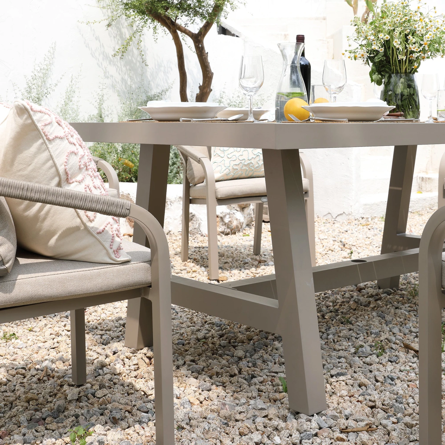 Manresa Taupe and Beige Rope Detail β Slatted Aluminium Rectangular 6-Seater Dining Set 6 Manresa Taupe and Beige Rope Detail β Slatted Aluminium Rectangular 6-Seater Dining Set - Image 6