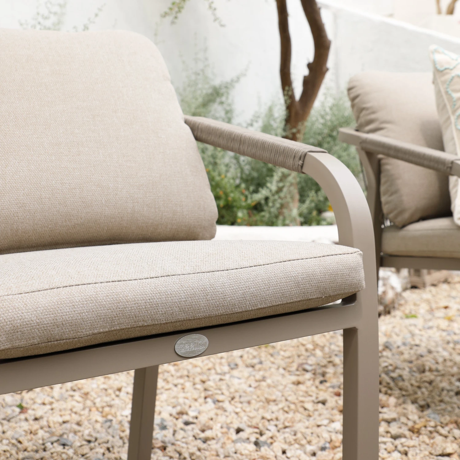 Manresa Taupe and Beige Rope Detail β Slatted Aluminium Rectangular 6-Seater Dining Set 8 Manresa Taupe and Beige Rope Detail β Slatted Aluminium Rectangular 6-Seater Dining Set - Image 8