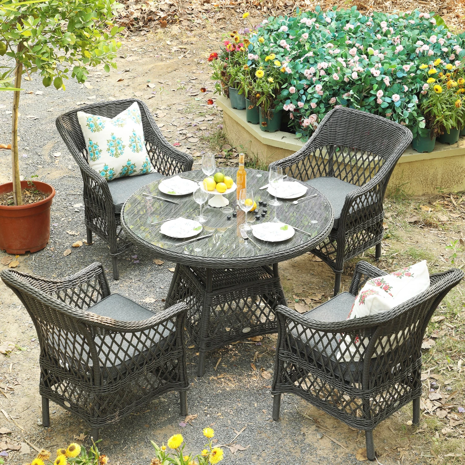Willowbrook Lattice Weave Rattan 4-Seater Round Dining Set in Dark Grey - All-Weather Aluminum Garden Furniture 3 Willowbrook Lattice Weave Rattan 4-Seater Round Dining Set in Dark Grey - All-Weather Aluminum Garden Furniture - Image 3