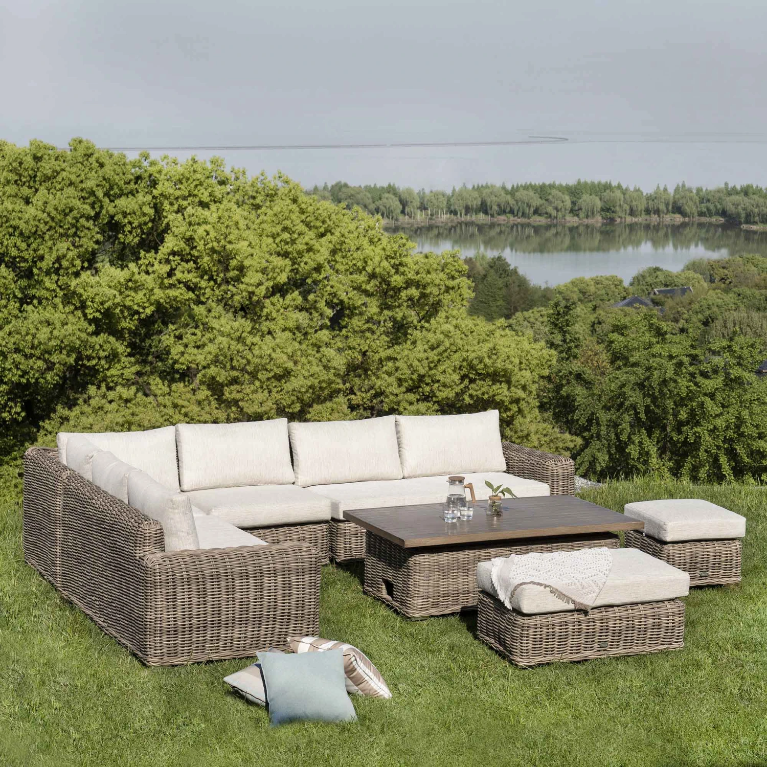 Bellagio Round Wicker Large Corner Casual Dining Set With Rising Table, Natural 2 Bellagio Round Wicker Large Corner Casual Dining Set With Rising Table, Natural - Image 2