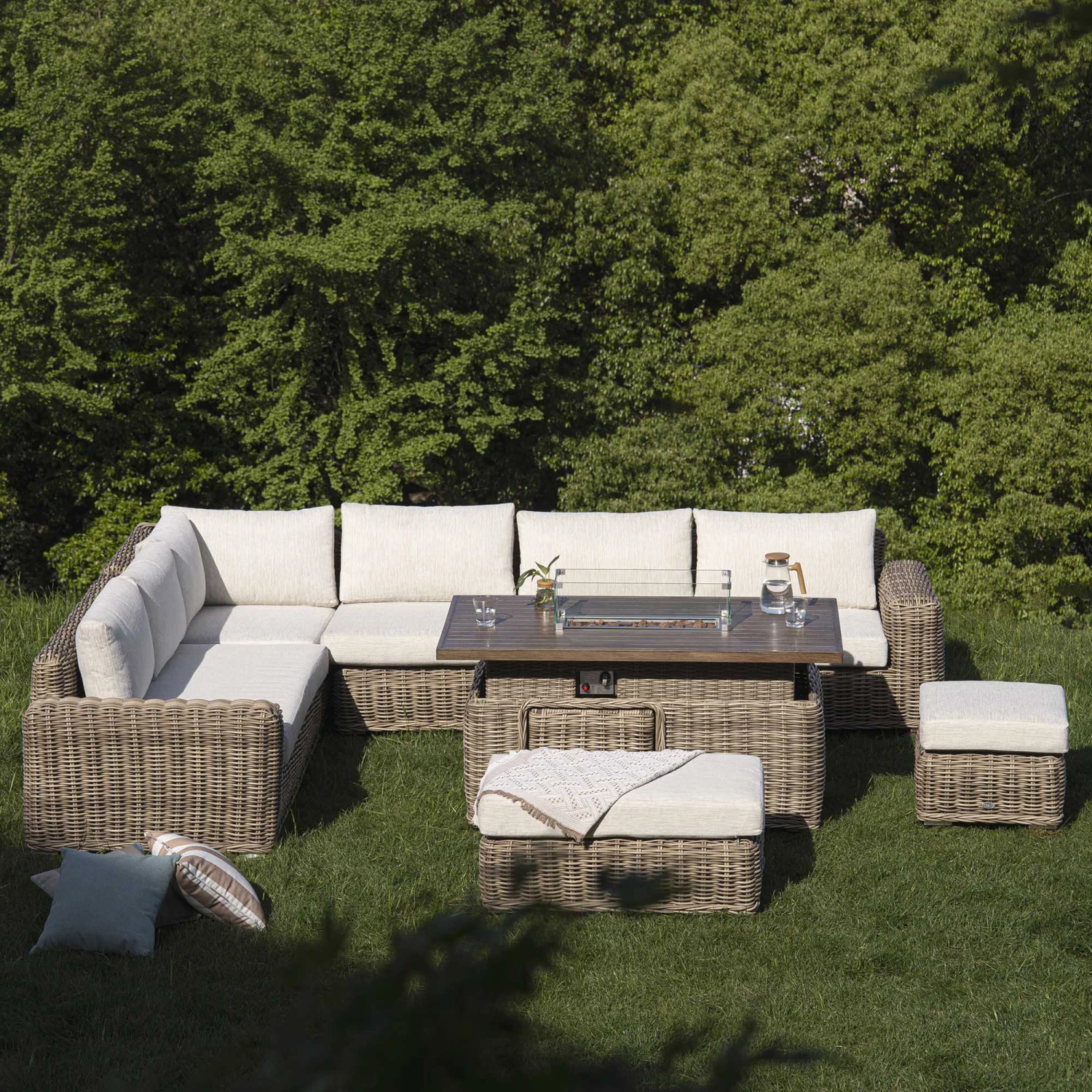 Bellagio Natural Round Wicker Large Modular Corner Dining Set β Height Adjustable Firepit Table & Beige Cushions 3 Bellagio Natural Round Wicker Large Modular Corner Dining Set β Height Adjustable Firepit Table & Beige Cushions - Image 3