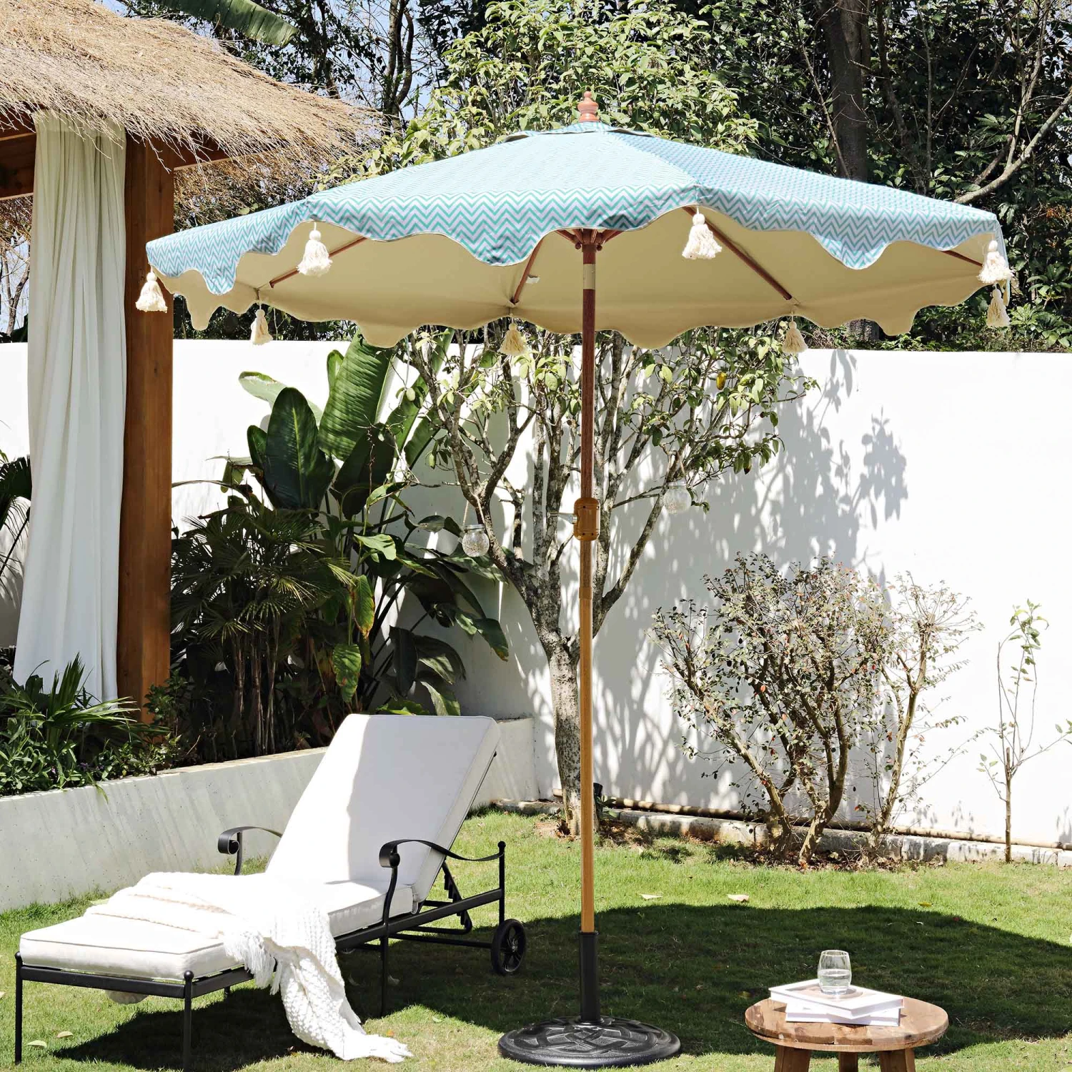 Green Chevron 2.6M Octagonal Tassel Parasol With Aluminium Tilt 1 Green Chevron 2.6M Octagonal Tassel Parasol With Aluminium Tilt