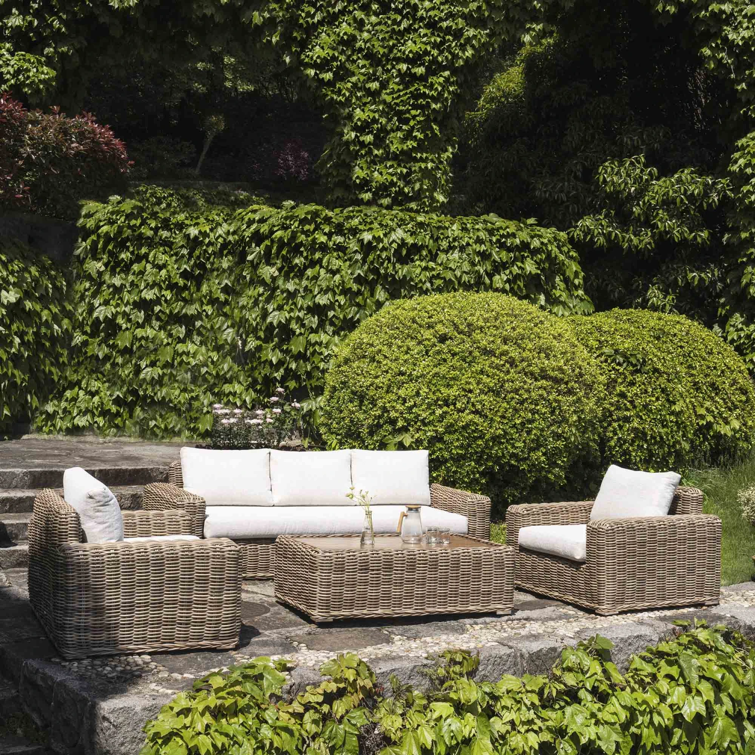 Bellagio Round Wicker Sofa Set With Coffee Table, Natural 3 Bellagio Round Wicker Sofa Set With Coffee Table, Natural - Image 3