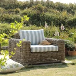 Bellagio Round Wicker Outdoor 1-Seater Sofa, Natural With Sage Stripes