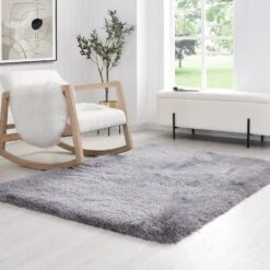 Silver Tufted Shaggy Rug 140 X 200 Cm
