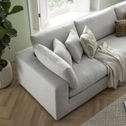 Lutyens Light Grey Linen Blend Modular Sofa, 3-Piece -Daals Store SCSF 054 LGREY LIN 3P scene4