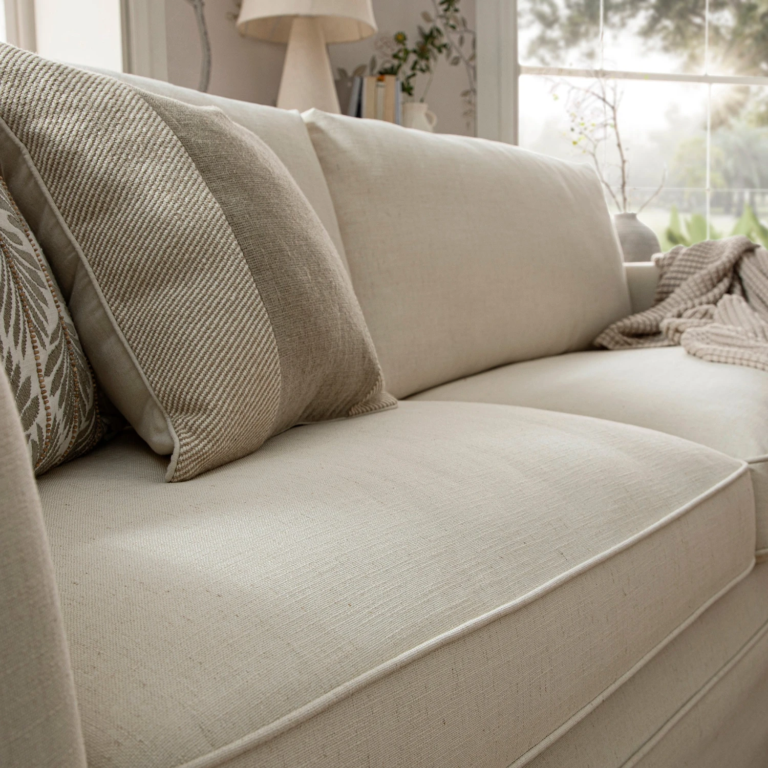 Fitz Skirted Large 3-Seater Sofa, Oatmeal Linen Blend 5 Fitz Skirted Large 3-Seater Sofa, Oatmeal Linen Blend - Image 5