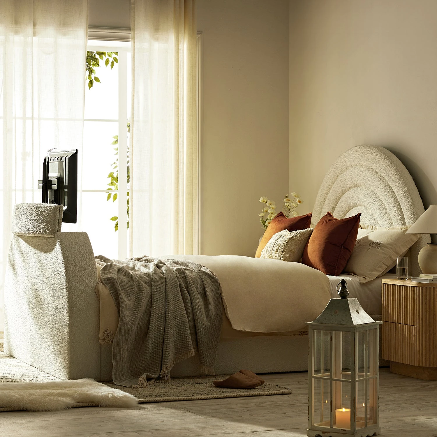 Archer White Boucle Ottoman TV Bed 4 Archer White Boucle Ottoman TV Bed - Image 4