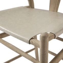 Hansel Weathered Elm Solid Wood Counter Stool with Light Grey Faux Leather Seat - Wishbone Style Y-Back Kitchen Island Stool 27 Hansel Weathered Elm Solid Wood Counter Stool with Light Grey Faux Leather Seat - Wishbone Style Y-Back Kitchen Island Stool -Daals Store XN R156 GREYPU detail3